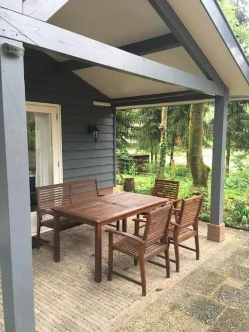 Heerlijk Huis In Een Prachtige Bosrijke Omgeving. Putten Zewnętrze zdjęcie